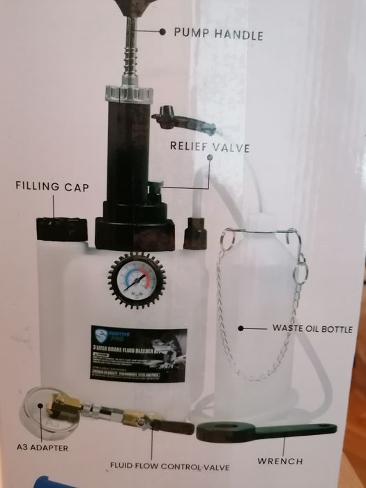 Ręczna pompka odpowietrzania hamulców CMOTIV PRO nowa