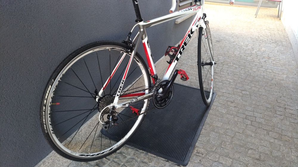 Bicicleta estrada Trek como nova