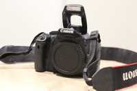 Фотоапарат Canon EOS 550D + батарейний блок + сумка + інше