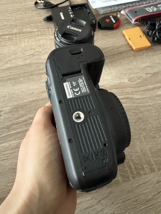 Фотоапарат canon eos 6d з обʼєктивом 50mm f/1.4 кенон