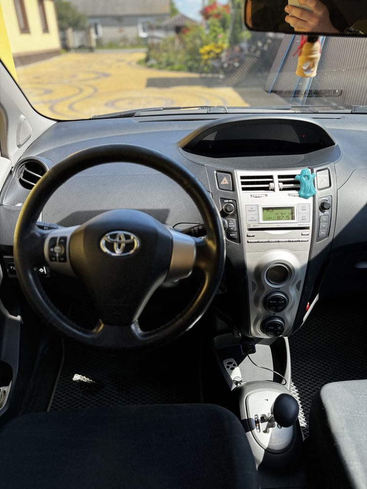 Toyota Yaris 2006
