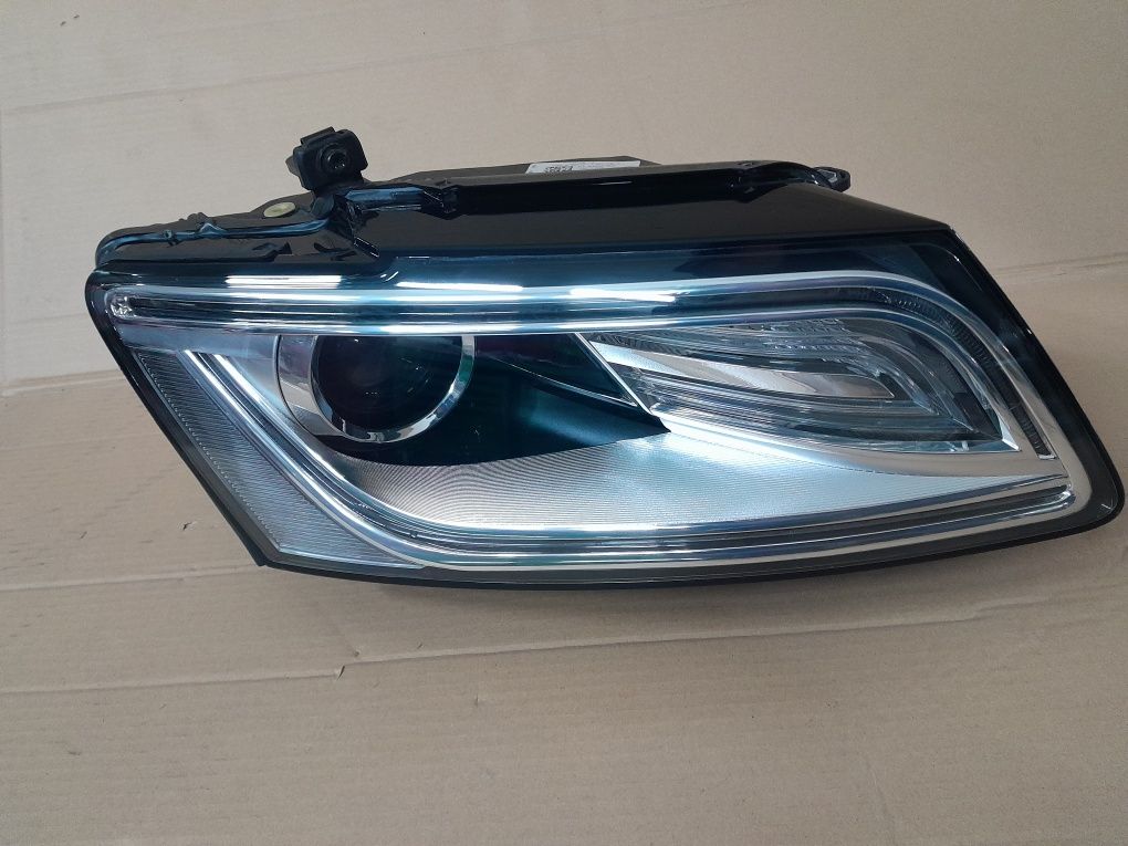 Lampę Audi Q5  Xenon Led