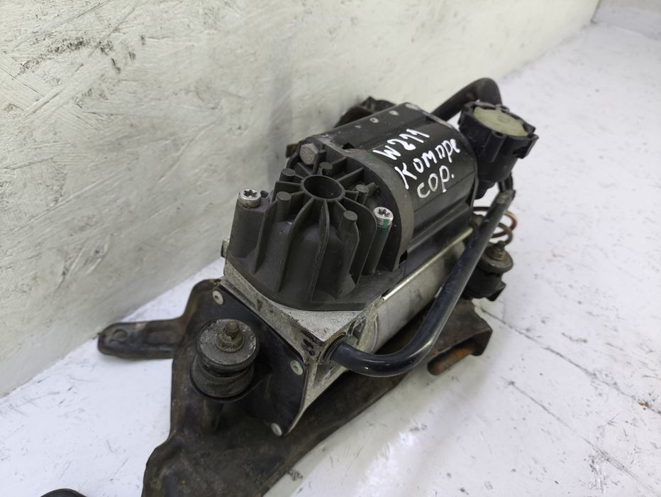 компресор пневмопідвіски Mercedes E-class w211 Мерседес Е-клас w211