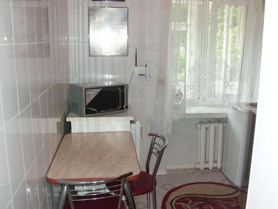 1-но кім. квартира вул.Івасюка 1. 2 поверх