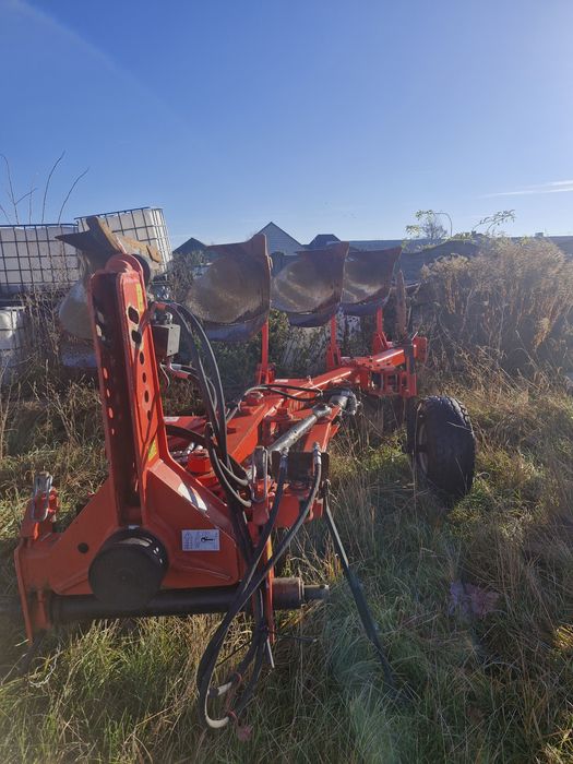 Pługi obrotowe akpil km180 4+1. Zagonowe agromasz 3500zł