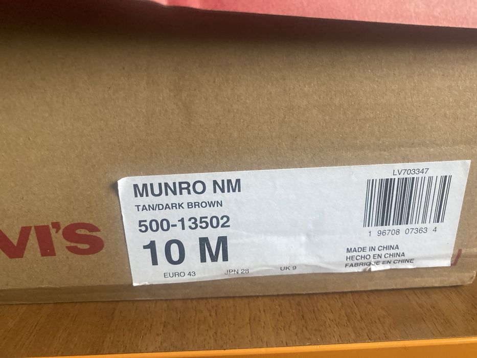 Чоловічі кеди низькі Levi's (розмір 43) Коричневі