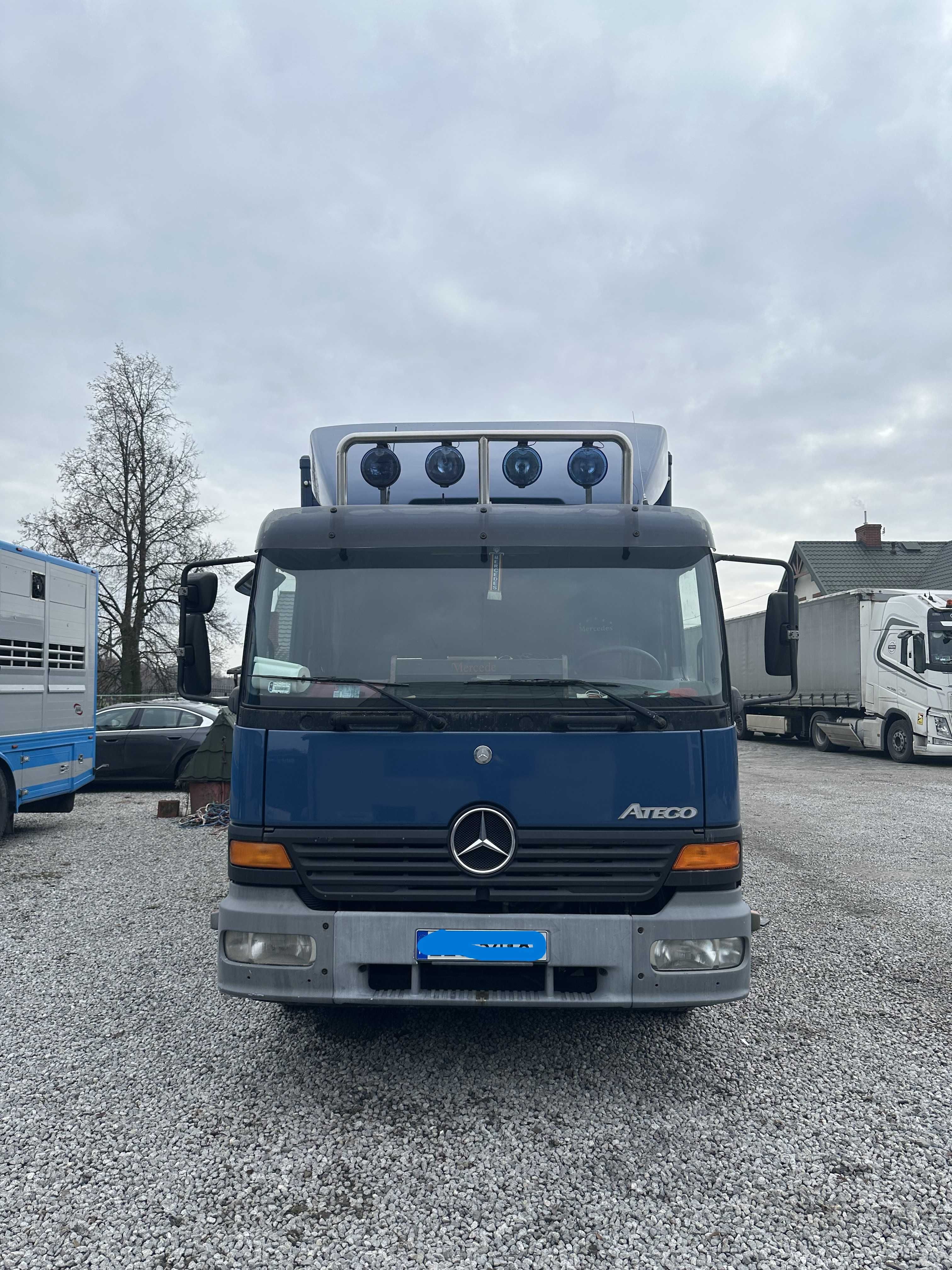 Mercedes ATEGO 1224 zabudowa PLAVAC do żywca/do przewozu zwierząt