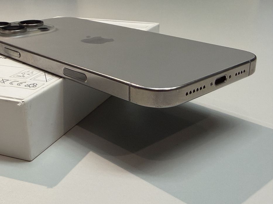 Apple iPhone 16 Pro Max 512GB Natural Titanium 100% АКБ