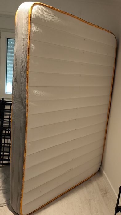 Colchão de casal tamanho 190X140