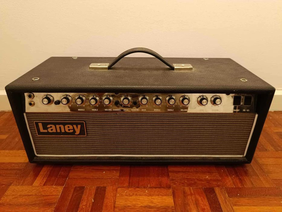 Amplificador de guitarra Laney LC50 II (cabeça) 50 watts a válvulas