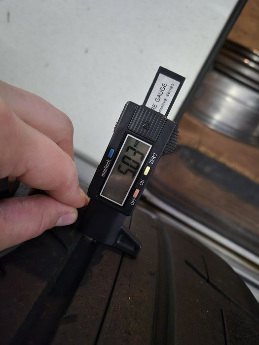 KOMPLET Dunlop Sport Maxx Race 265/35/19&305/30/19 103Y