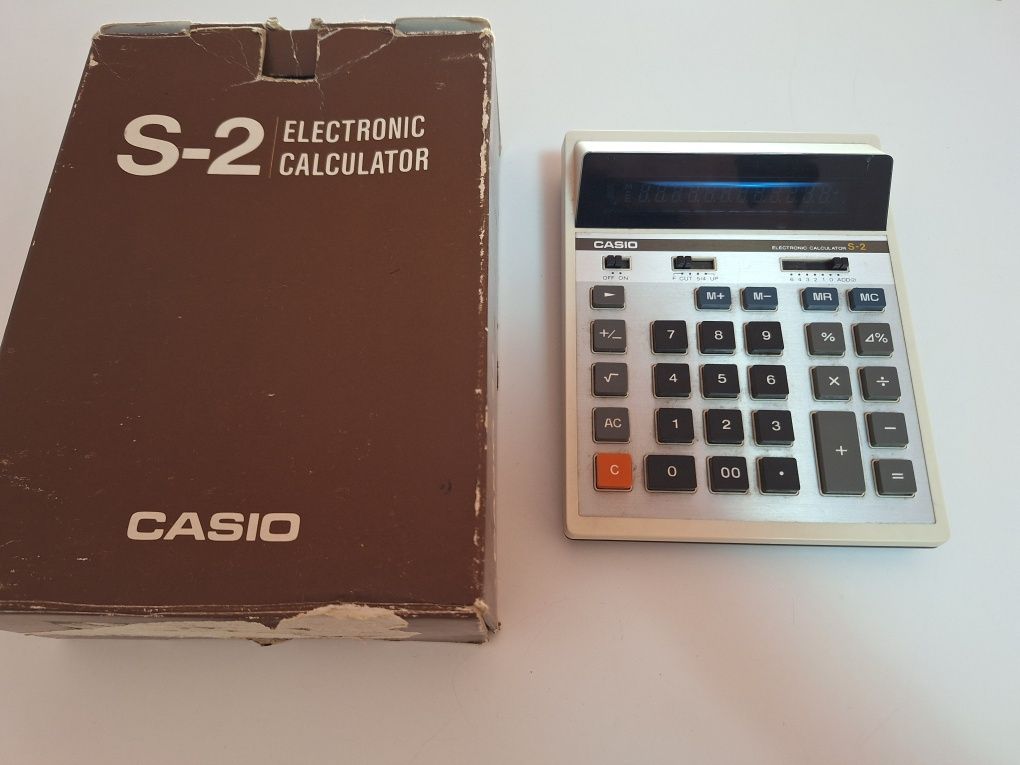 Calculadora Casio Antiga com Carregador