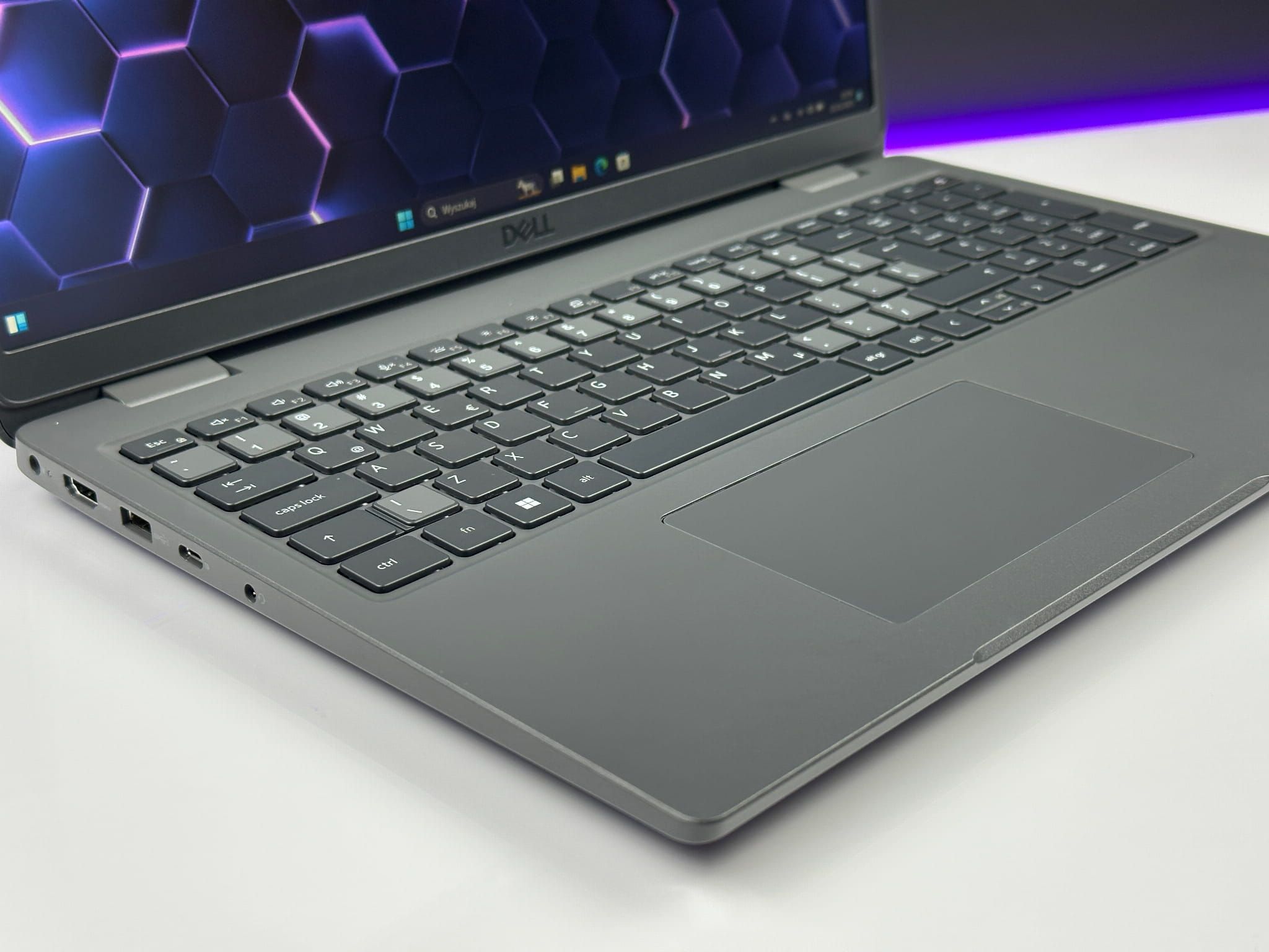 Laptop DELL Latitude 3540 | i5-1335U / FHD / 16GB RAM / 512GB
