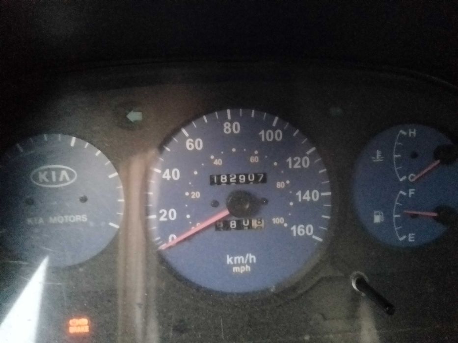 Kia K2700 com poucos km