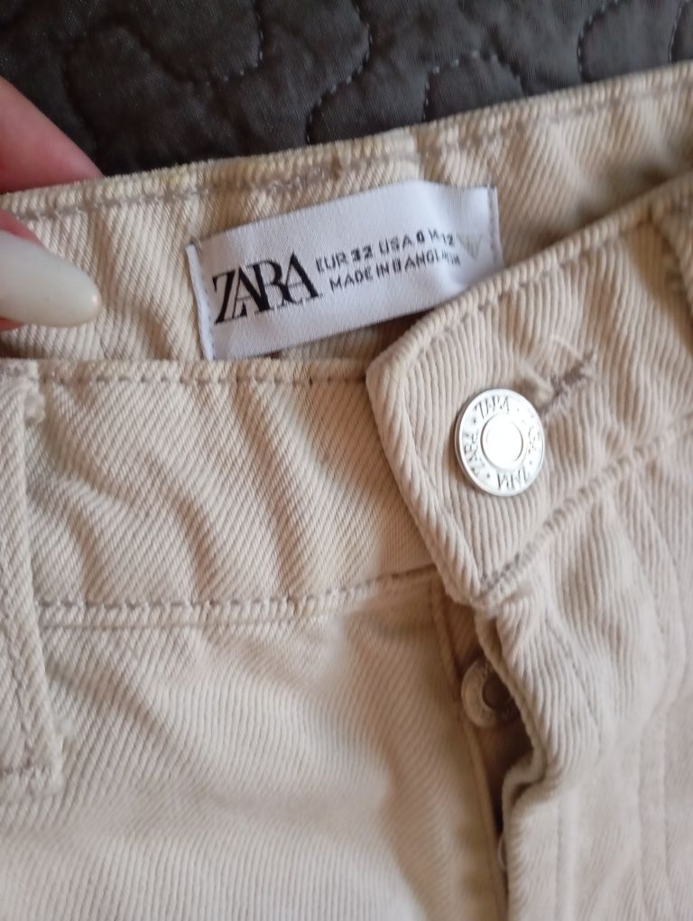 ZARA 32r proste szerokie jeansy ecru z wysokim stanem