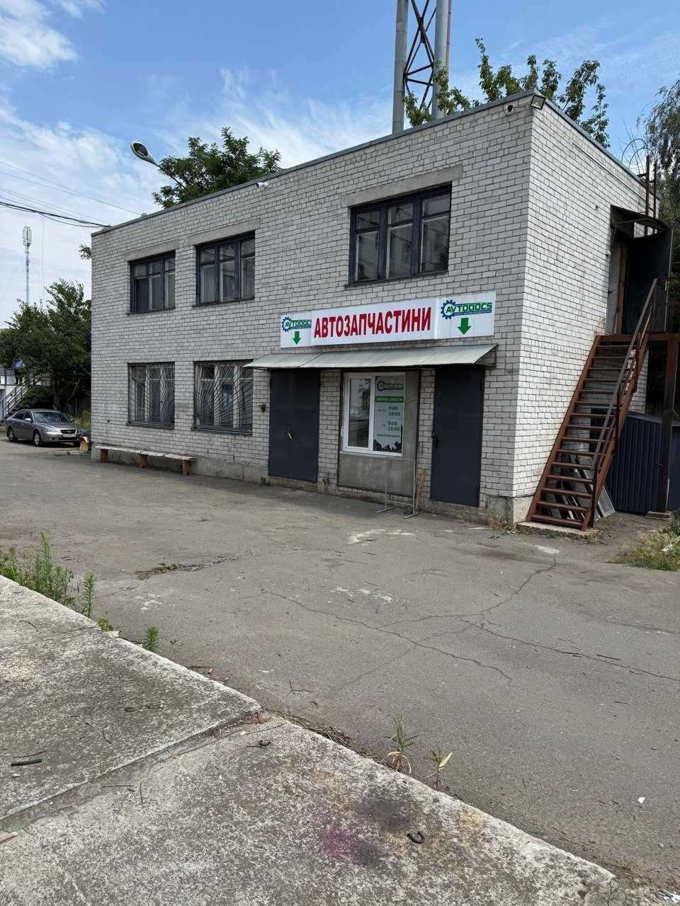 Оренда приміщення 2 поверхи 140кв.м