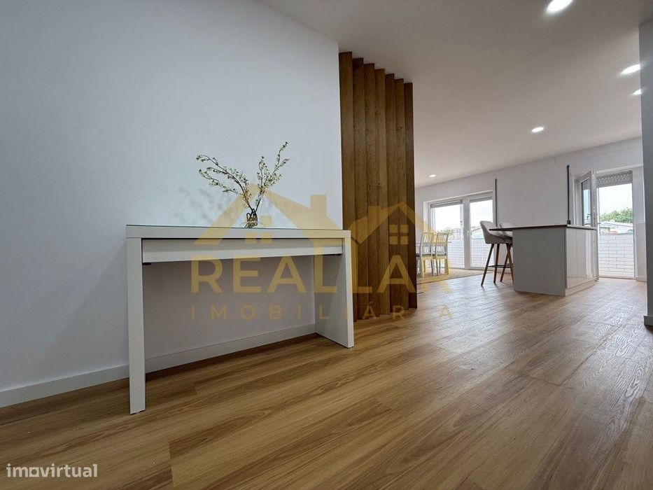 Apartamento T2 remodelado no Coração da Póvoa de Varzim