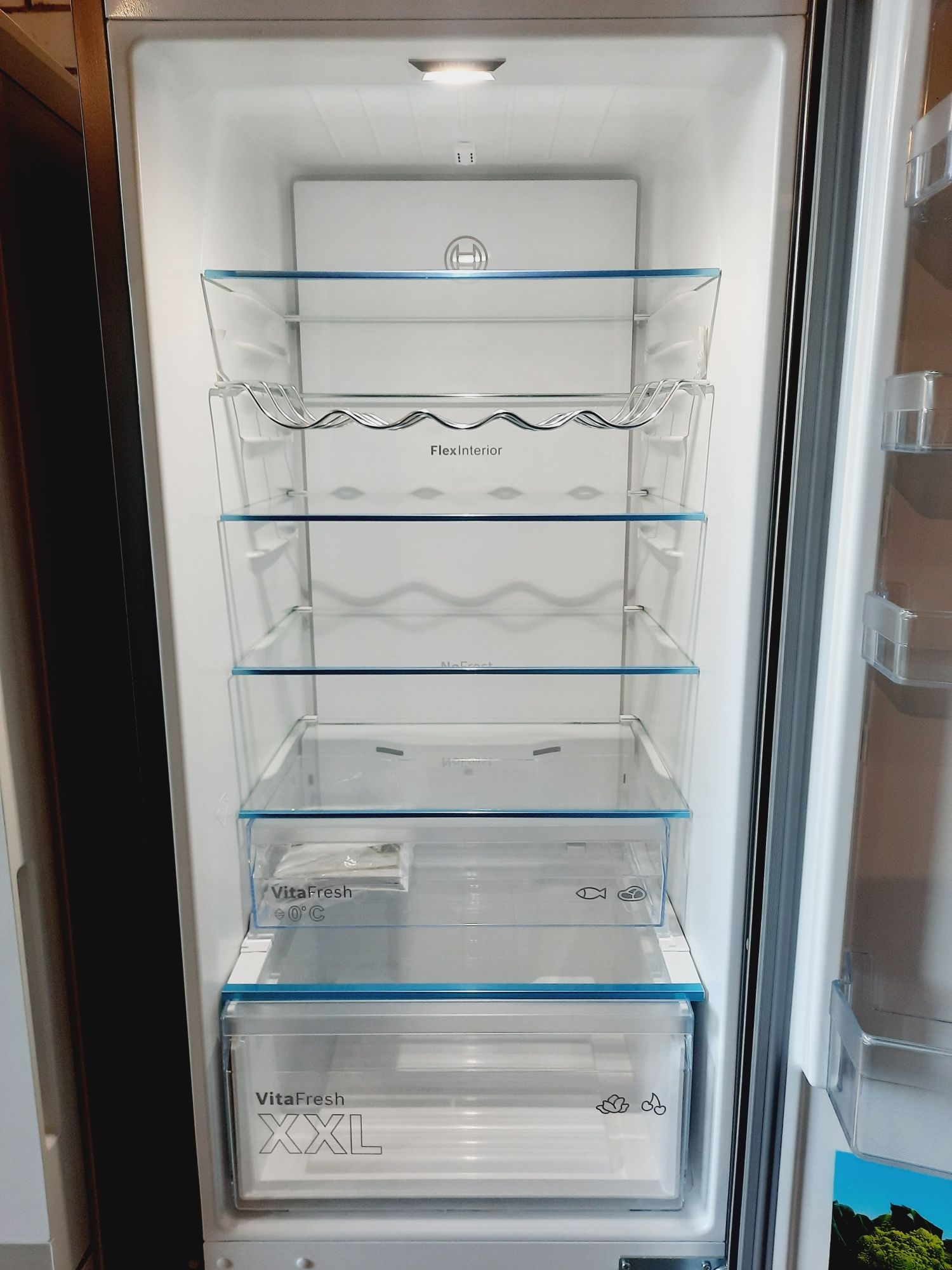 Холодильник BOSCH 2 метра