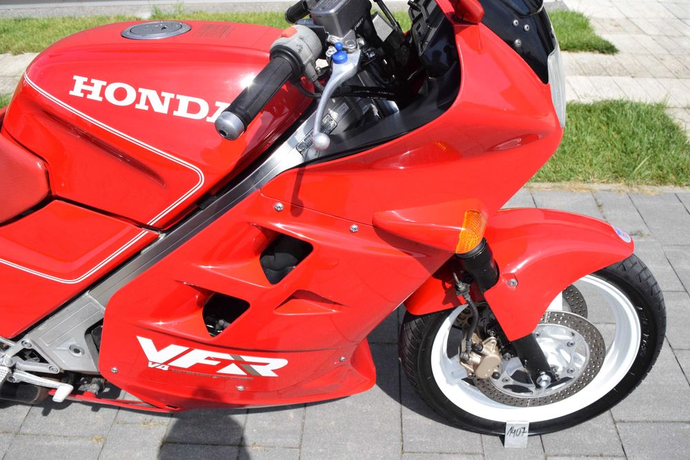 Honda VFR 750 bardzo ładny stan. 2 ręka, książka, dok. na km, z DE***