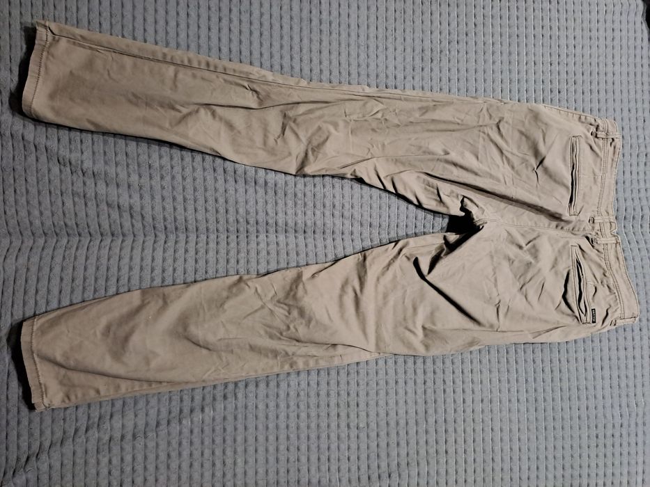 (410) Spodnie męskie r.31/32