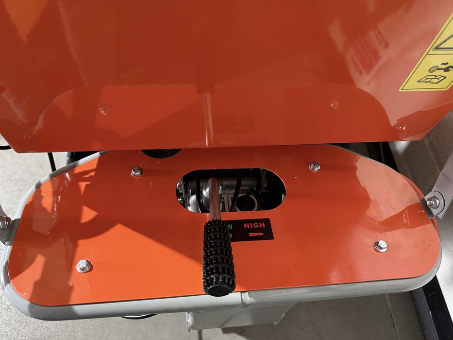 Mini dumper de lagartas a bateria