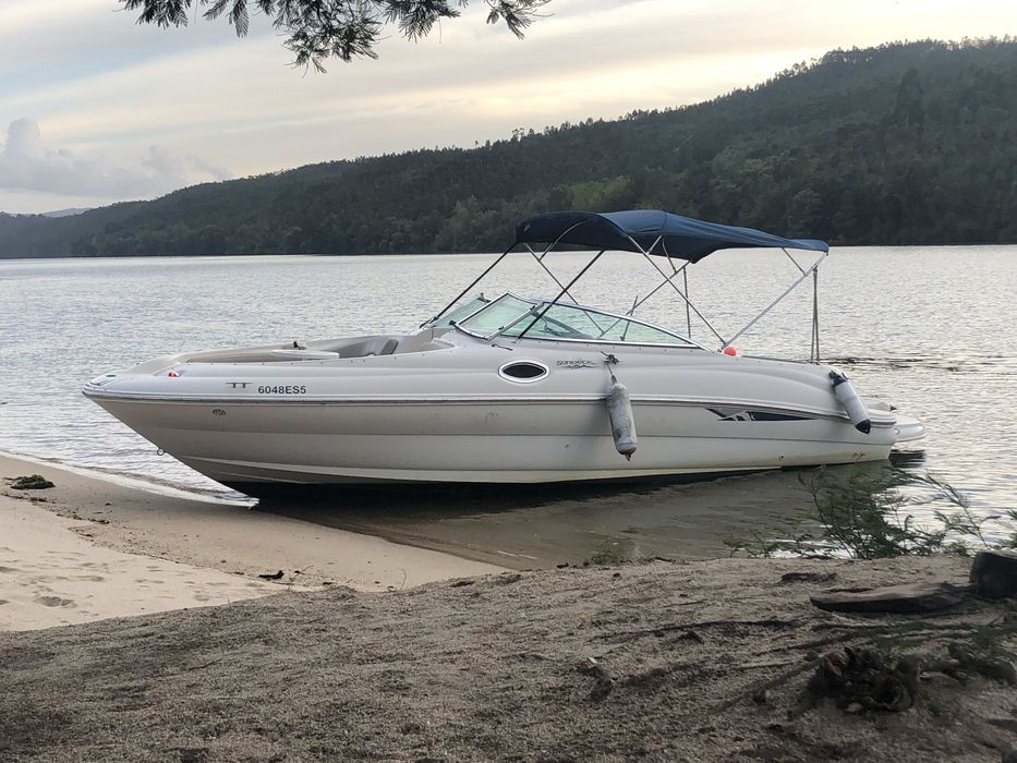 SEA RAY 240 sundeck