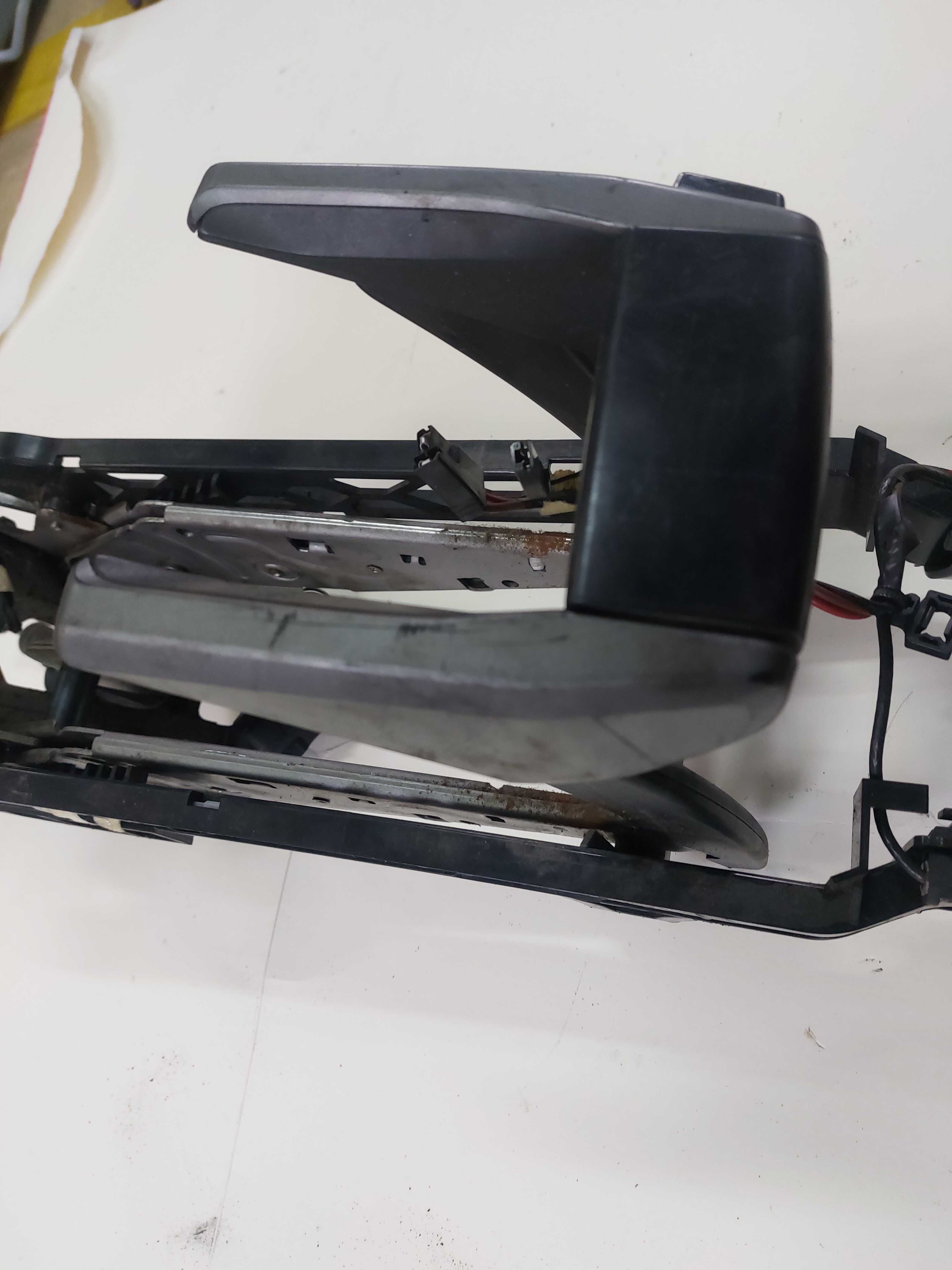 Dzwignia hamuca recznego kpl linka Opel Zafira b 05-12.r Europa