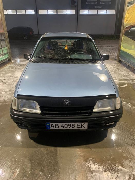 Опель кадет 1.4 газ/бенз