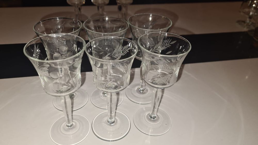 Kieliszki kryształowe cięte do nalewek 6 szt. PRL