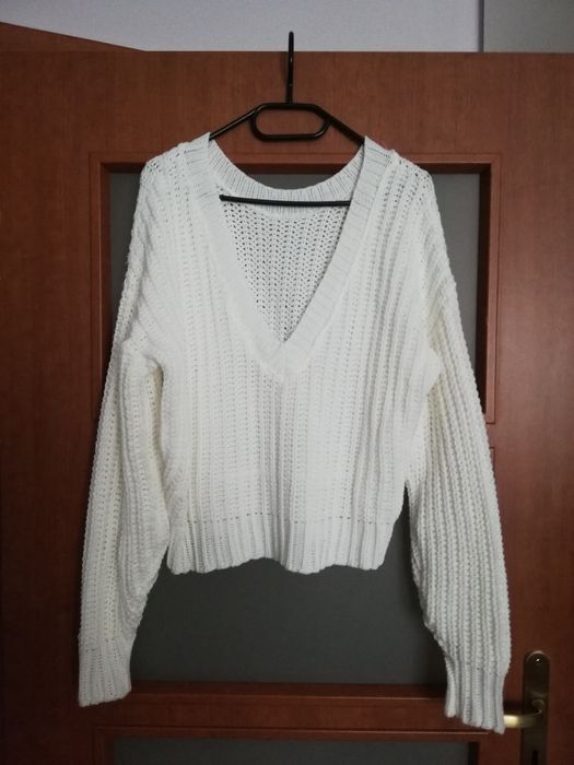 Sweter V biały Selfieroom uniwersalny