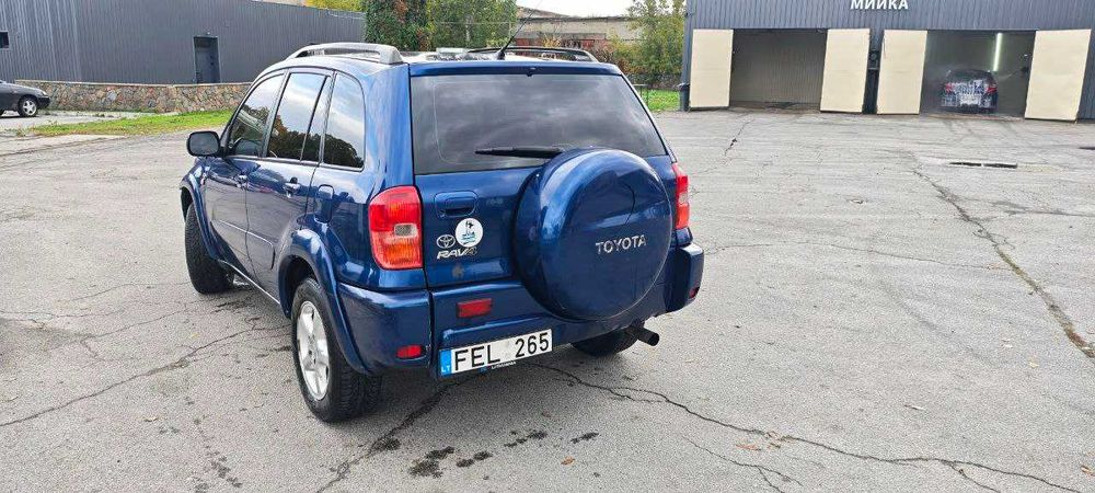 Тойота рав 4  2.0d4d