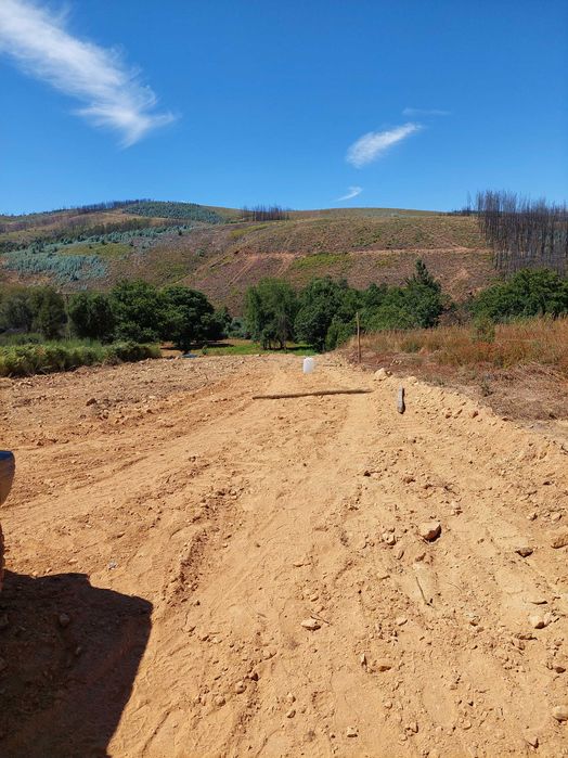 2 Lotes de terreno com viabilidade de construção - Oleiros