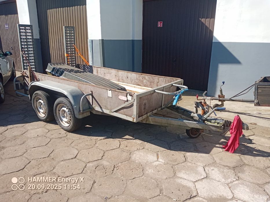 Przyczepa transportowa z najazdami - DMC 2000kg