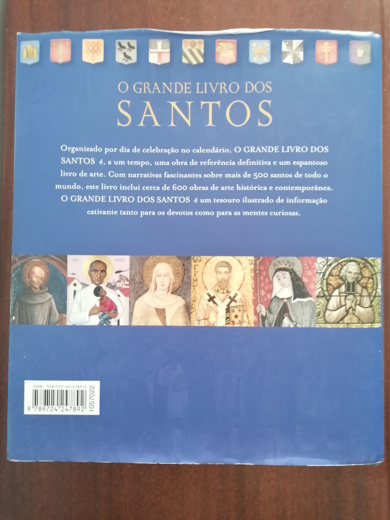 "O Grande Livro dos Santos", do Círculo de Leitores