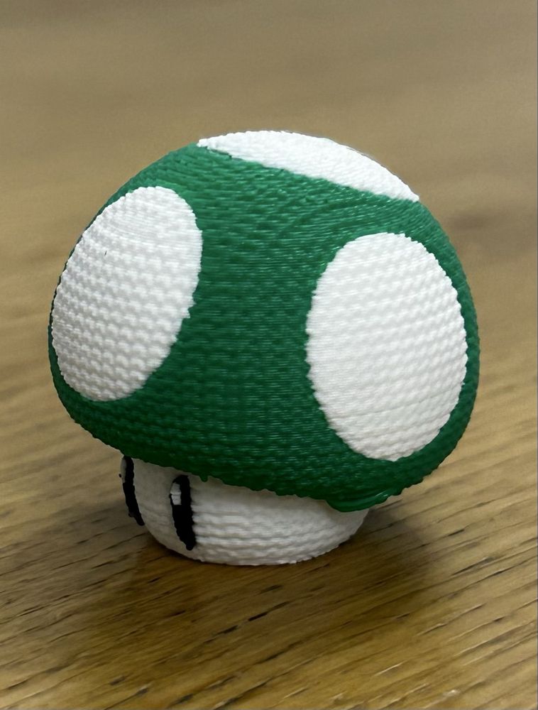 Figurka/zabawka grzybek z gry Mario.