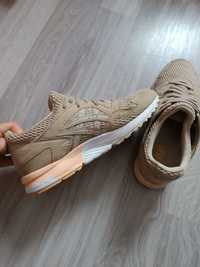 Sprzedam buty sportowe Asics Gel-Lyte V