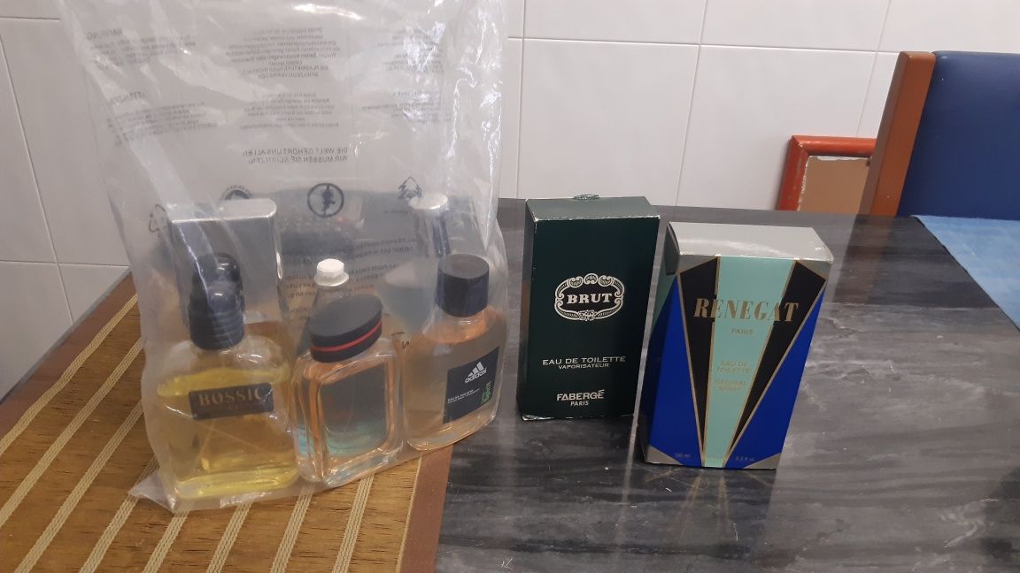 Varios perfumes homem