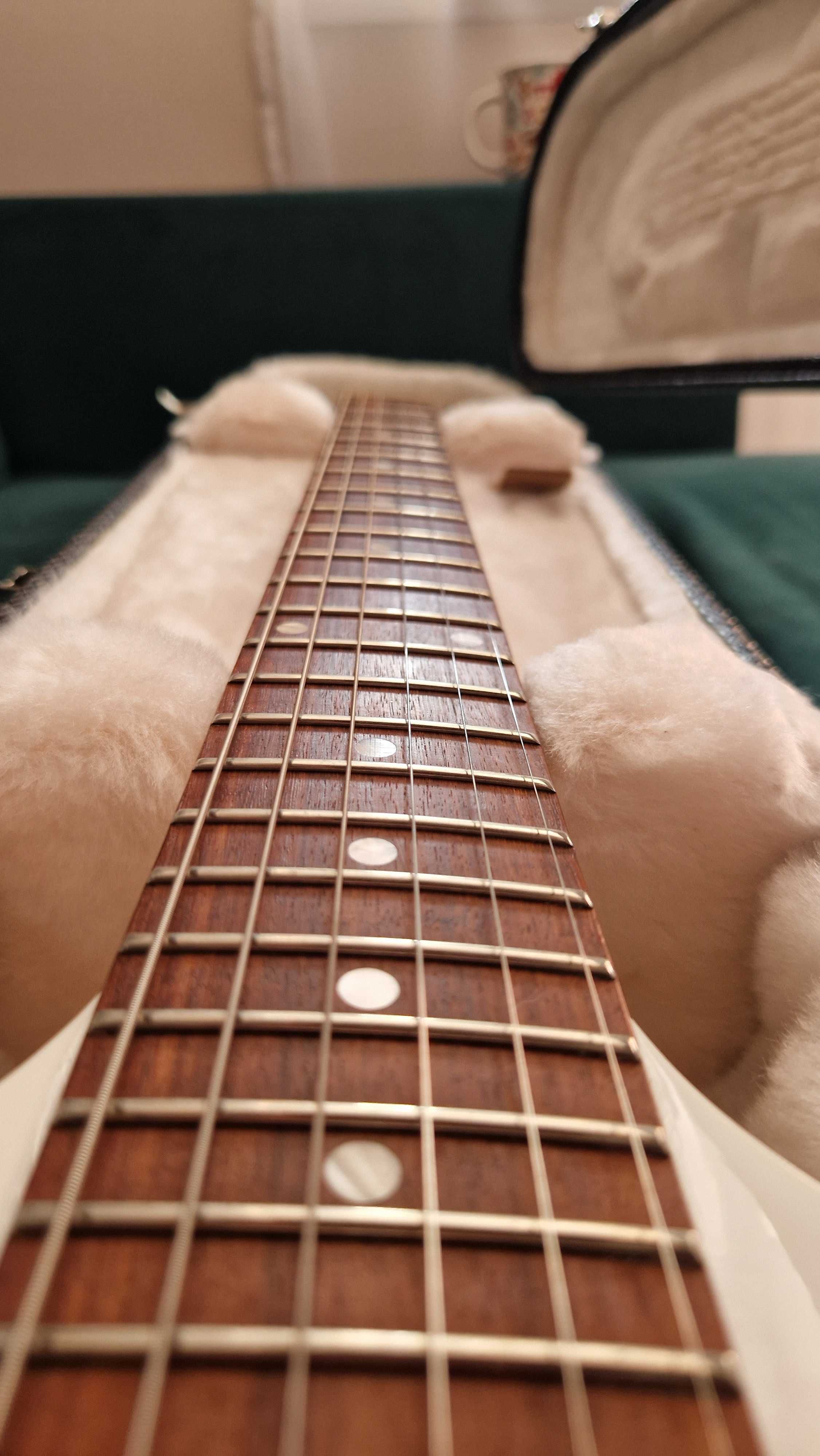 Gibson Flying V z 2017