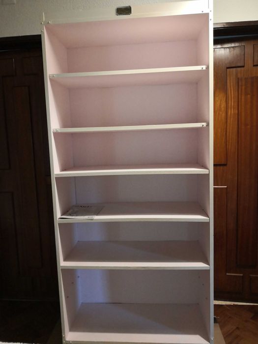 Estante para quarto ou escritório
