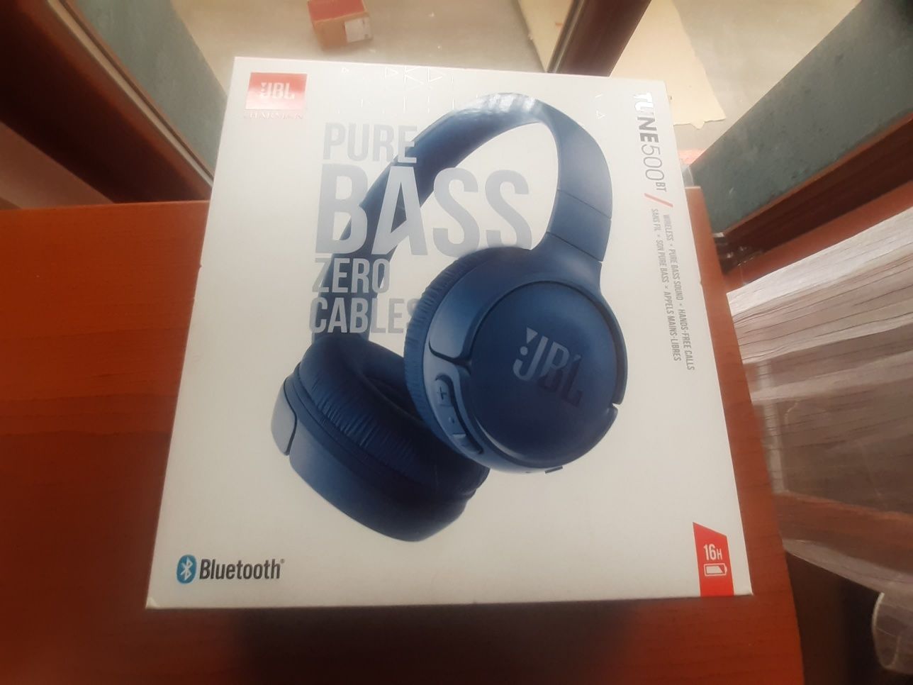 Pudełko JBL tune 500 bdb