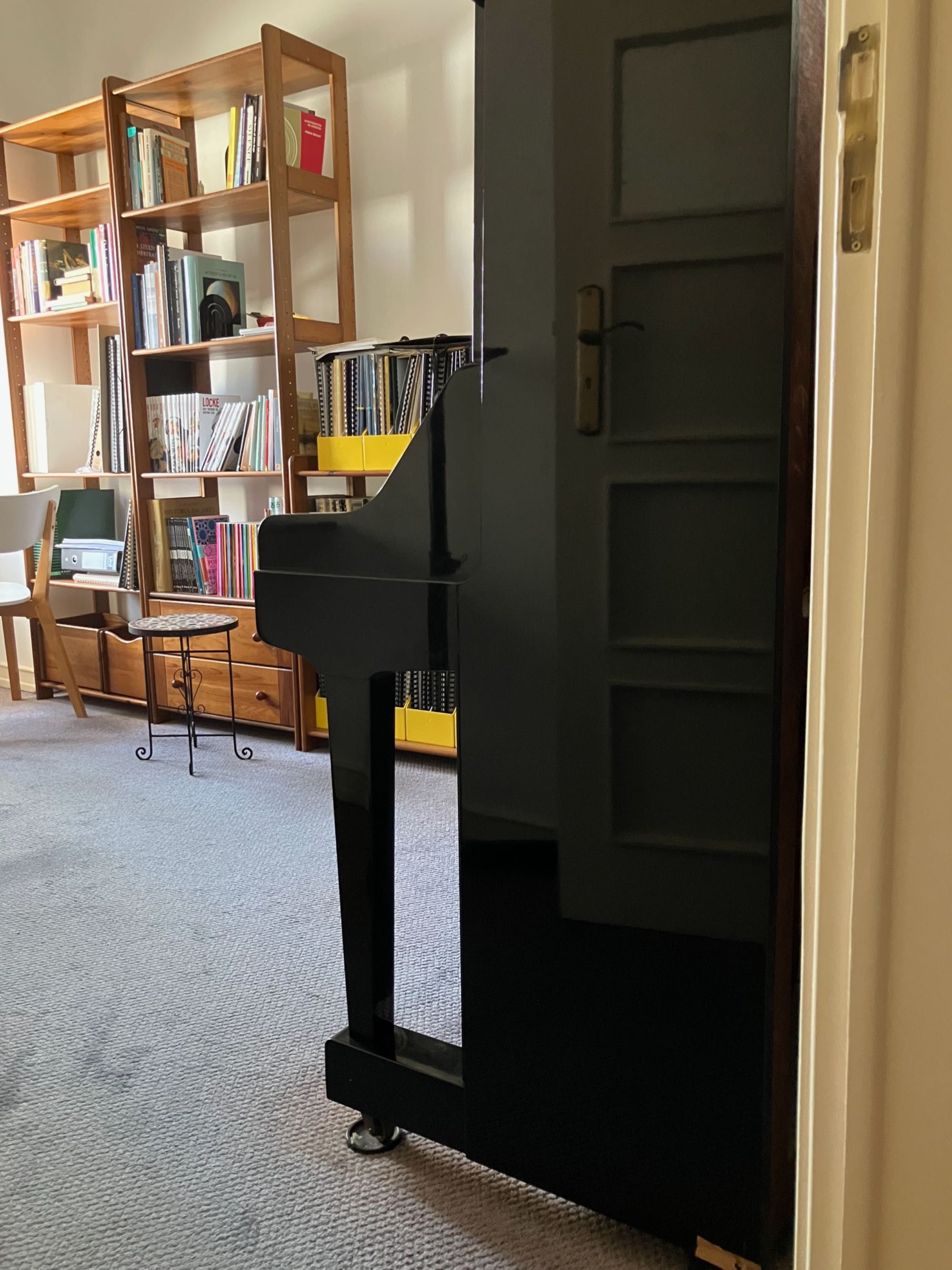 Piano vertical Yamaha modelo X