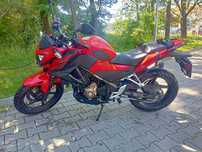 Motocykl Honda CB300F