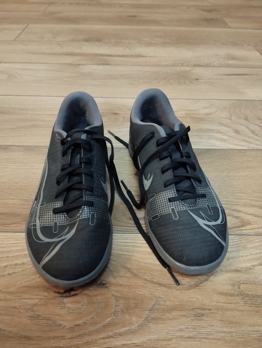 Buty halowe Nike Mercurial 37,5