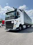 Volvo FH  Cały zestaw / naczepa wielton
