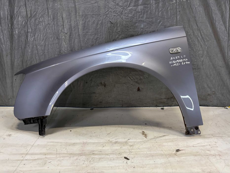 Błotnik Lewy Przód Audi A4 B7 K: Ly7H