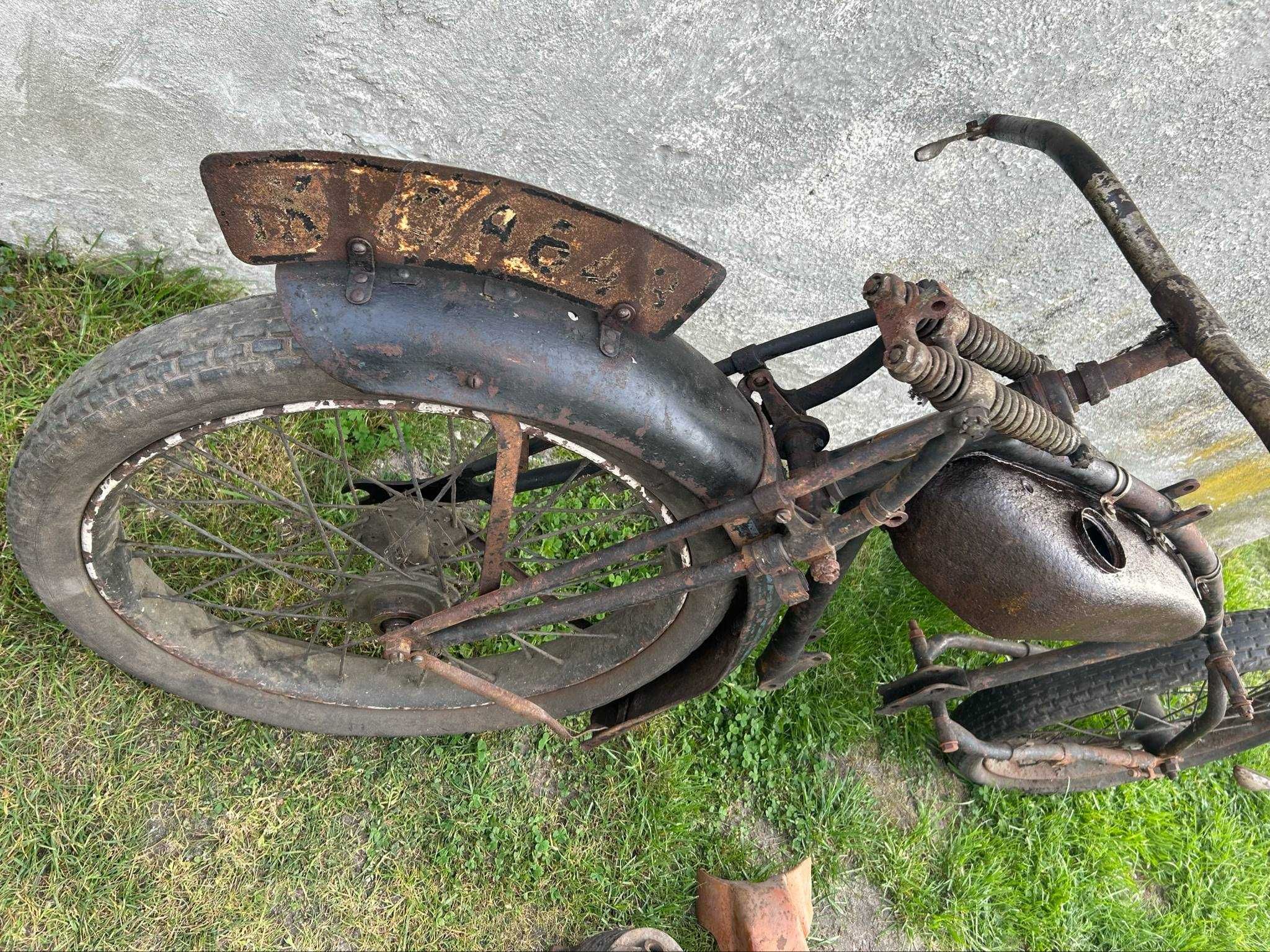Przedwojenny motocykl motor DKW  1928 r.