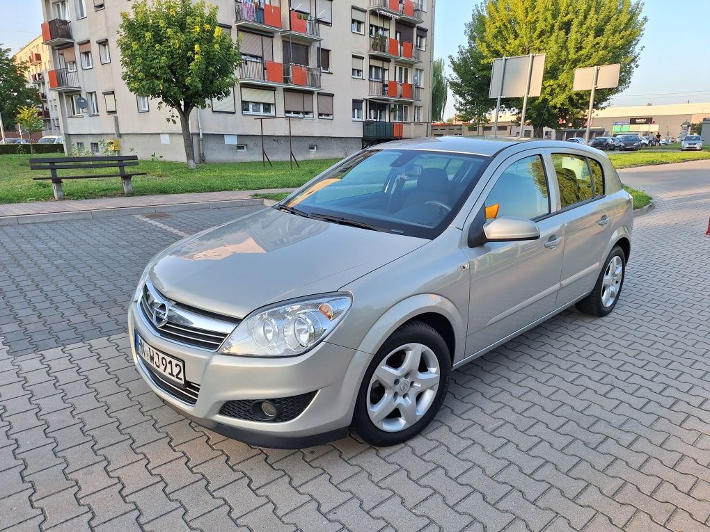 Opłacony,1.6benz, 5D, Klima sprawna, BDB Stan