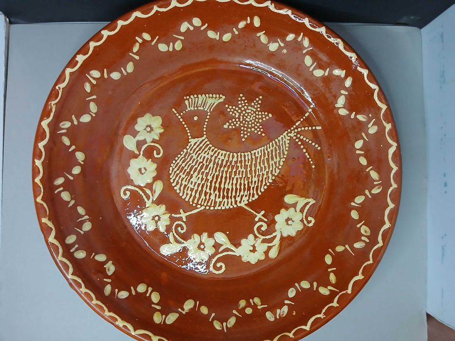 prato de barro tradicional português pintado a mâo