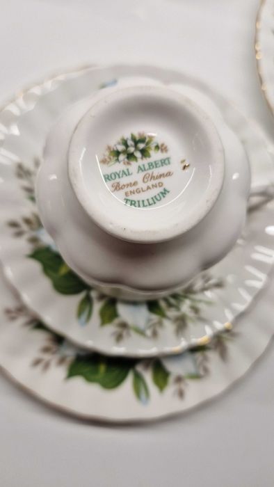 Вінтажний сервіз Royal Albert