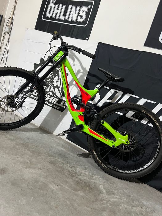 Specialized demo 27.5 Downhill